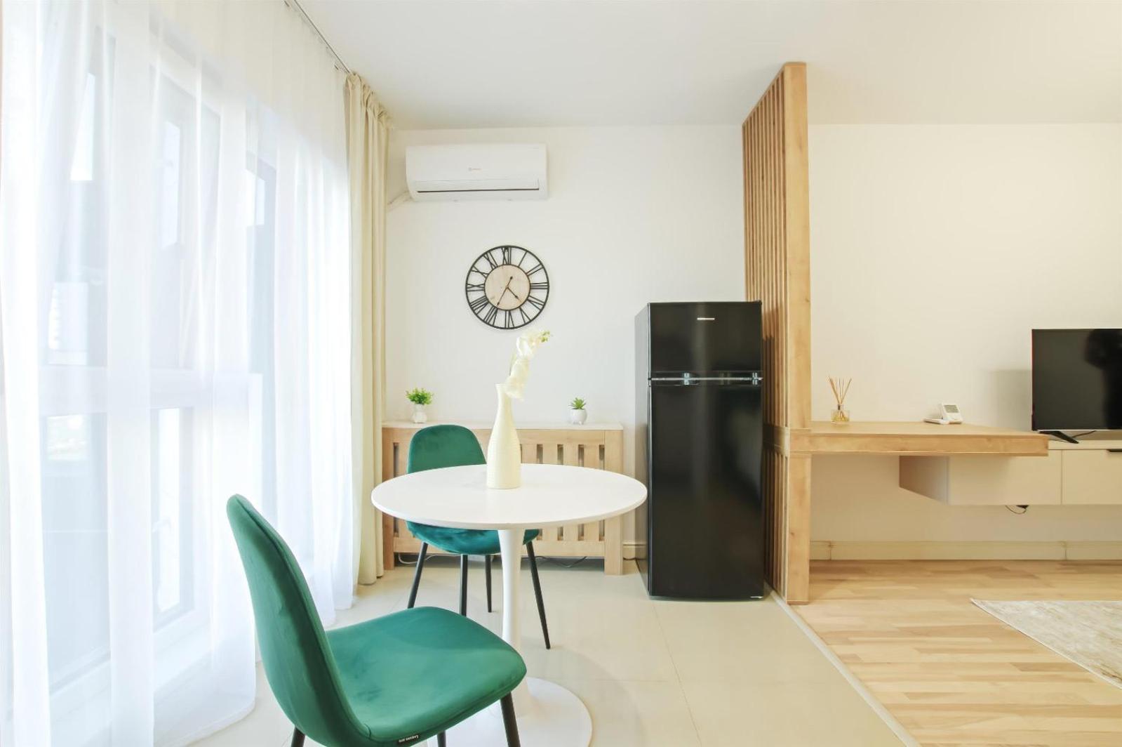 Himson-Designer1 Apartment Iasi Esterno foto